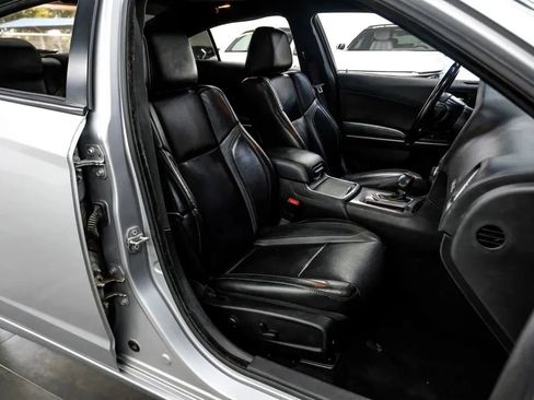 Used 2022 Dodge Charger SXT w/ Leather Interior Group RWD image 41
