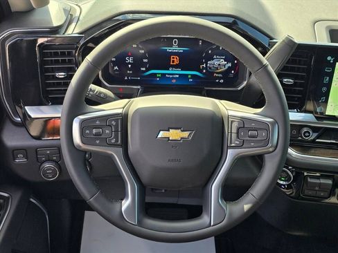 New 2026 Chevrolet Silverado 2500 LT w/ Leather Package AWD/4WD image 14