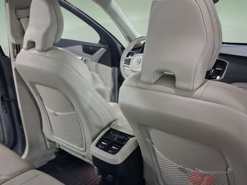 Used 2024 Volvo XC90 B6 Ultimate w/ Protection Package Premier AWD/4WD image 15