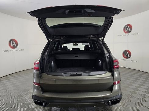 Used 2022 BMW X5 xDrive40i w/ M Sport Package image 9