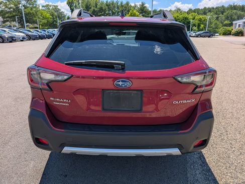 Used 2024 Subaru Outback Limited AWD/4WD image 4