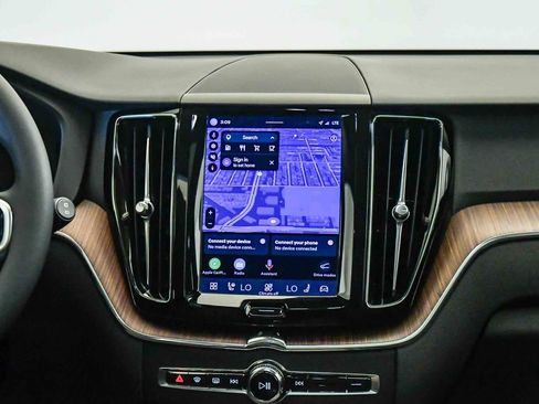 Certified 2023 Volvo XC60 B5 Plus w/ Climate Package AWD/4WD image 14
