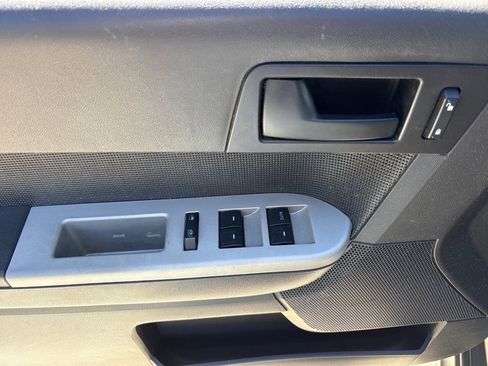 Used 2010 Ford Escape XLT image 18