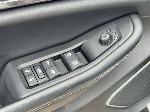 Certified 2022 Jeep Grand Cherokee Altitude image 13