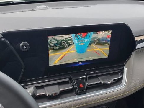 Certified 2025 Chevrolet TrailBlazer ACTIV w/ Convenience Package AWD/4WD image 32