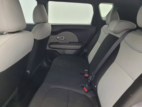 Used 2019 Kia Soul FWD image 18
