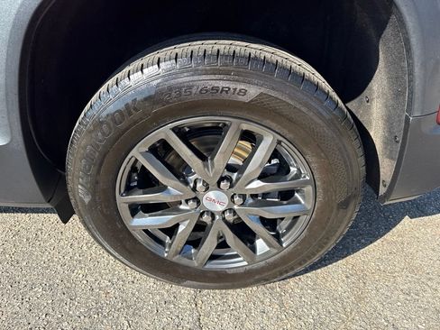 Used 2017 GMC Acadia SLT AWD/4WD image 37