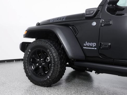 Used 2023 Jeep Wrangler Unlimited w/ Sun & Screen Package AWD/4WD image 7