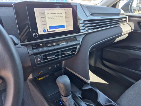 Certified 2025 Toyota Camry LE FWD image 11