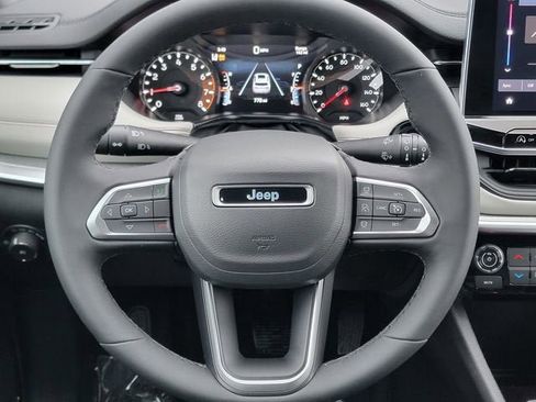New 2026 Jeep Compass Limited image 31