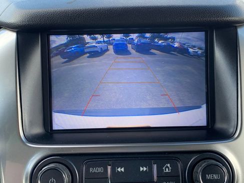 Used 2019 Chevrolet Tahoe LT RWD image 17