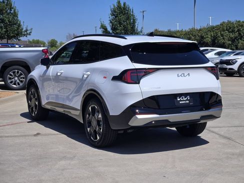 New 2026 Kia Sportage SX FWD image 3