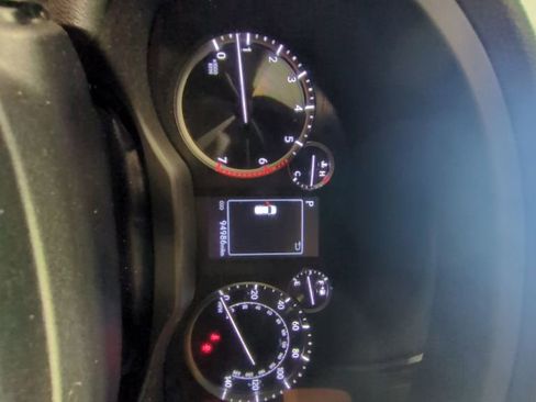 Used 2021 Lexus GX 460 Premium image 15