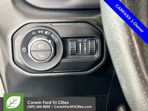 Used 2022 Jeep Gladiator Mojave w/ Cold Weather Group AWD/4WD image 18