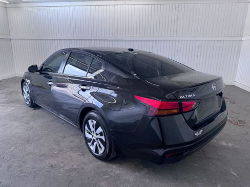 Used 2019 Nissan Altima 2.5 S FWD image 7
