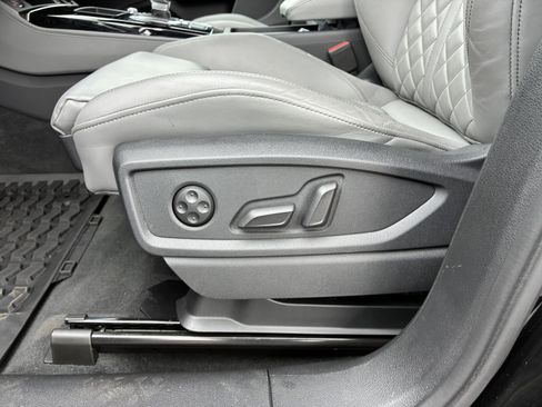 Used 2024 Audi SQ5 Premium Plus AWD/4WD image 26