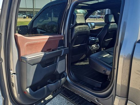 Used 2022 Ford F150 Lariat w/ Equipment Group 502A High AWD/4WD image 14
