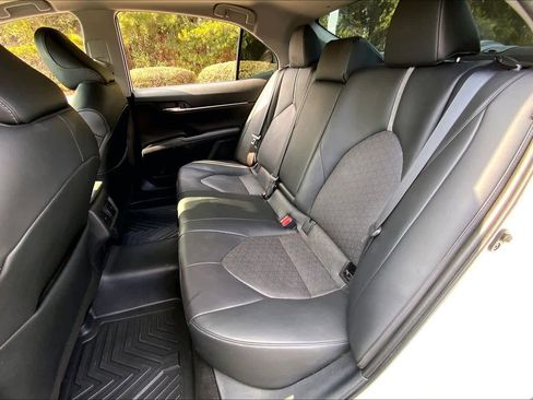 Used 2022 Toyota Camry XSE w/ Navigation Package image 21