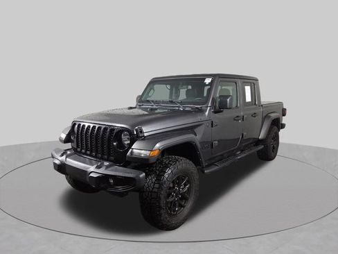 Used 2022 Jeep Gladiator Sport AWD/4WD image 2