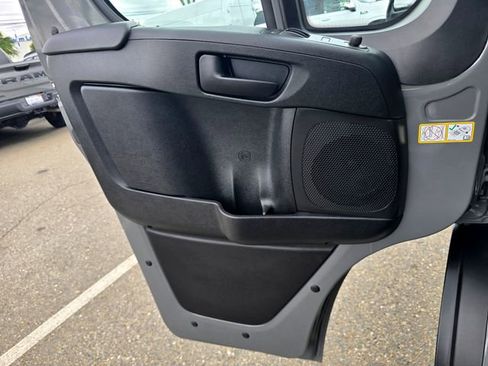 Used 2025 RAM ProMaster 2500 w/ Quick Order Package 22H SLT+ FWD image 18