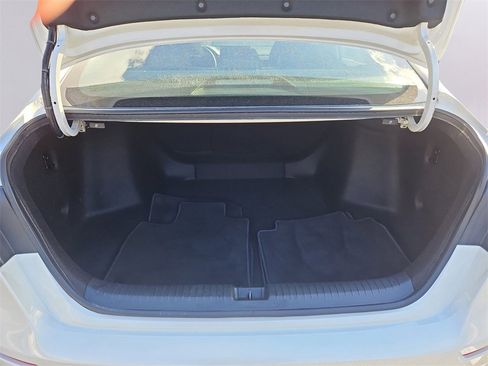 Used 2025 Honda Accord Sport image 31