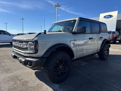 New 2025 Ford Bronco Big Bend w/ Black Diamond Package