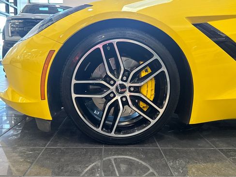Used 2016 Chevrolet Corvette Stingray Coupe w/ 2LT Preferred Equipment Group image 19