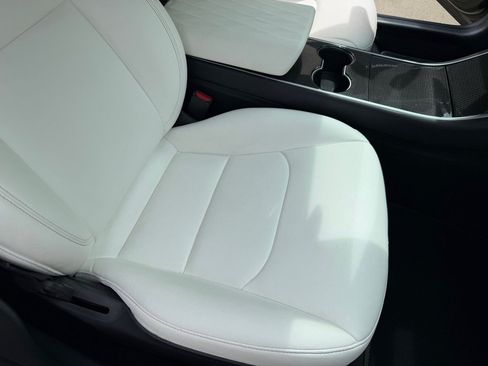Used 2018 Tesla Model 3 AWD/4WD image 26