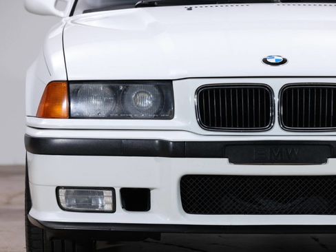 Used 1996 BMW M3 Coupe image 17