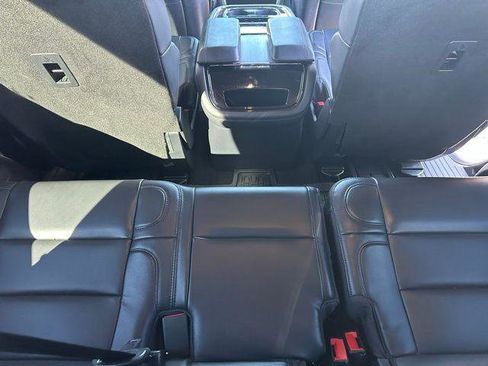 Used 2023 Lincoln Navigator L Reserve image 10