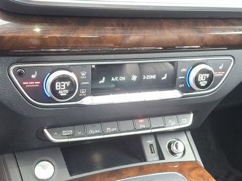 Used 2020 Audi Q5 2.0T Premium Plus w/ Premium Plus Package image 17