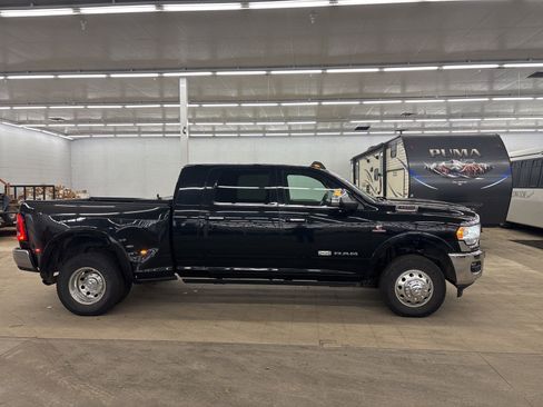 Used 2019 RAM 3500 Limited image 4