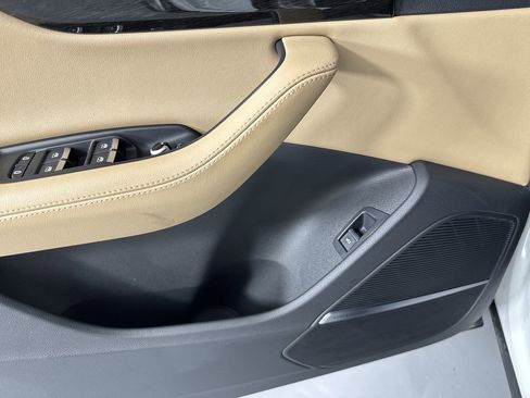 Used 2023 Audi Q7 Premium Plus w/ Premium Plus Package image 17