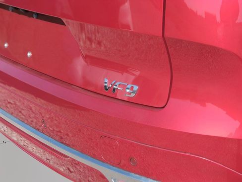New 2024 VinFast VF 9 Plus AWD/4WD image 32