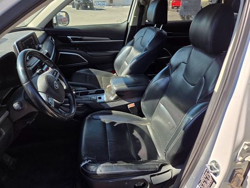 Used 2020 Kia Telluride LX FWD image 11