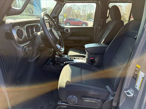 Used 2022 Jeep Wrangler Unlimited Sahara w/ LED Lighting Group image 14