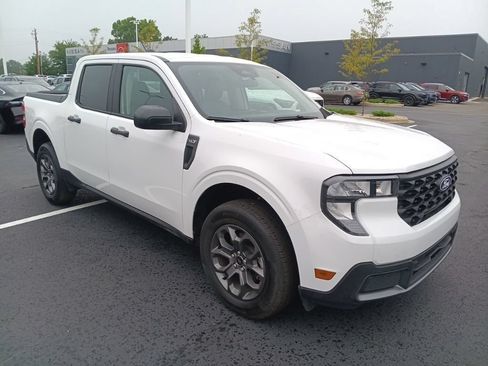 Used 2026 Ford Maverick XLT w/ Equipment Group 301A AWD/4WD image 5
