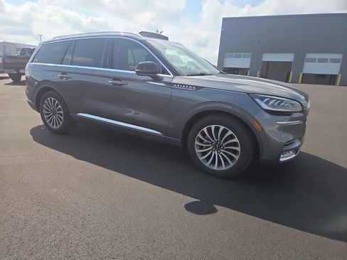 Used 2021 Lincoln Aviator Reserve w/ Equipment Group 201A RWD image 19