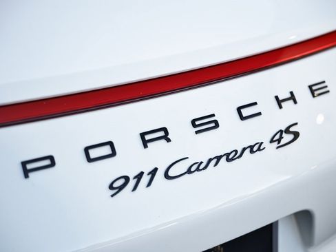 Certified 2019 Porsche 911 Carrera 4S image 26