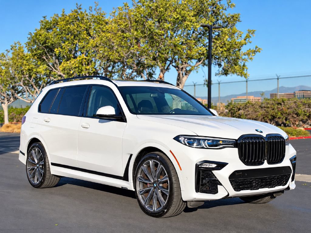 Used 2020 BMW X7 M50i w/ Executive Package AWD/4WD image 10