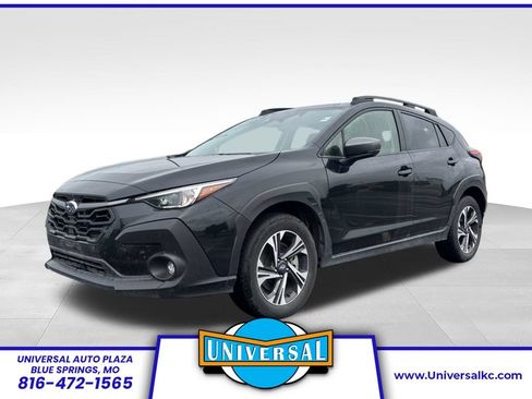 Used 2025 Subaru Crosstrek 2.5i Premium AWD/4WD image 1
