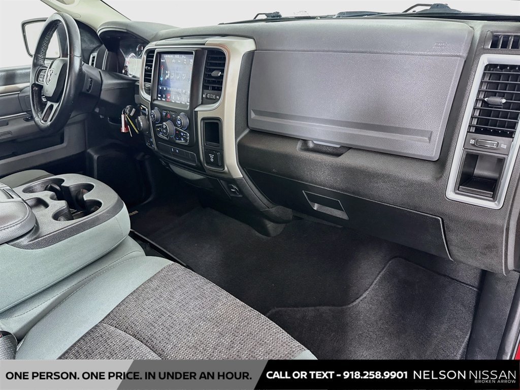 Used 2019 RAM 1500 Classic SLT w/ Luxury Group AWD/4WD image 27