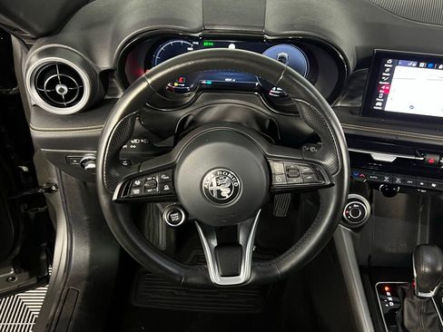 Used 2024 Alfa Romeo Tonale Ti w/ Active Assist Package image 12