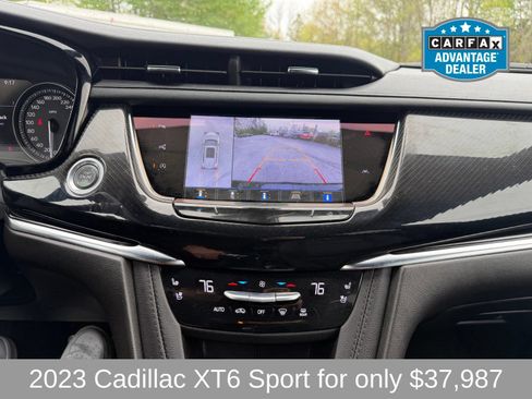 Used 2023 Cadillac XT6 Sport w/ Technology Package AWD/4WD image 17