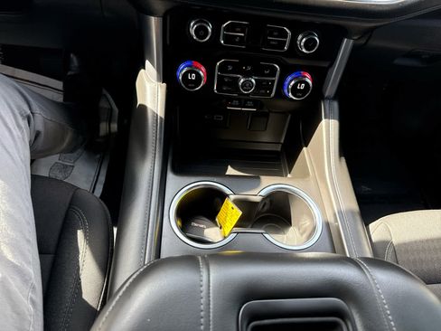 Used 2023 GMC Yukon XL SLE w/ Max Trailering Package image 25