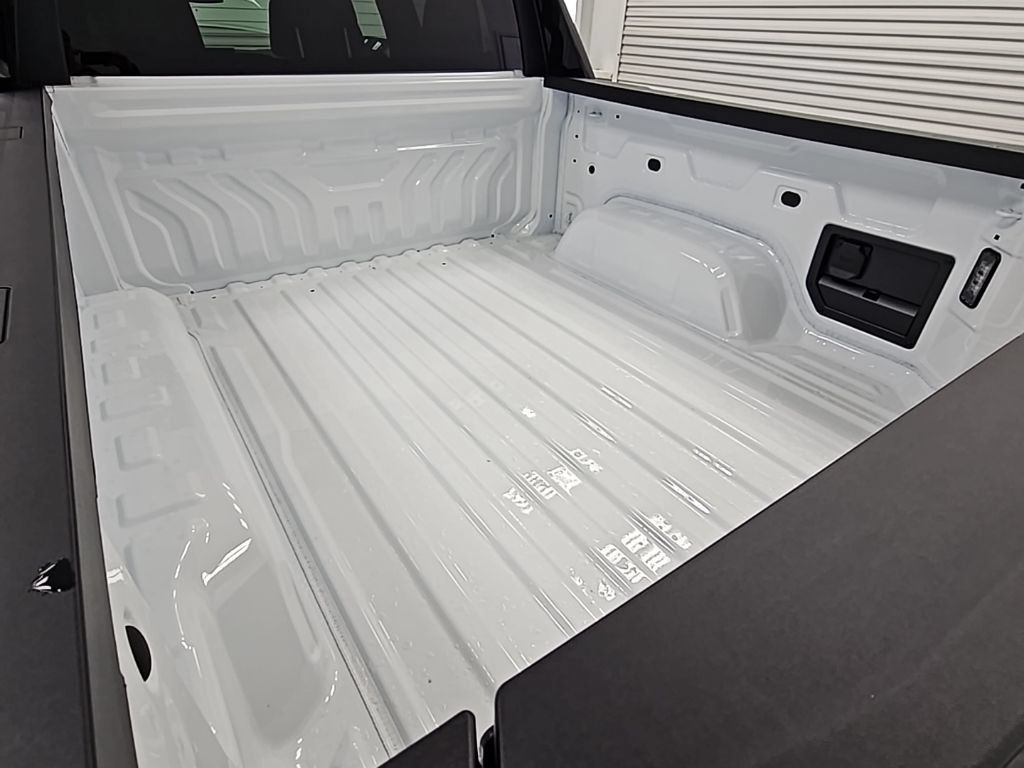 New 2026 GMC Sierra EV Elevation AWD/4WD image 32