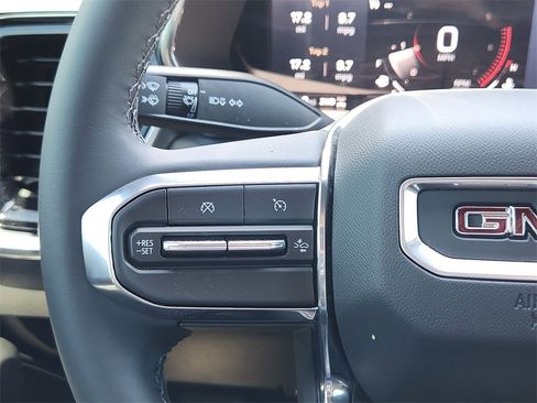 New 2025 GMC Canyon Elevation w/ Convenience Package image 10