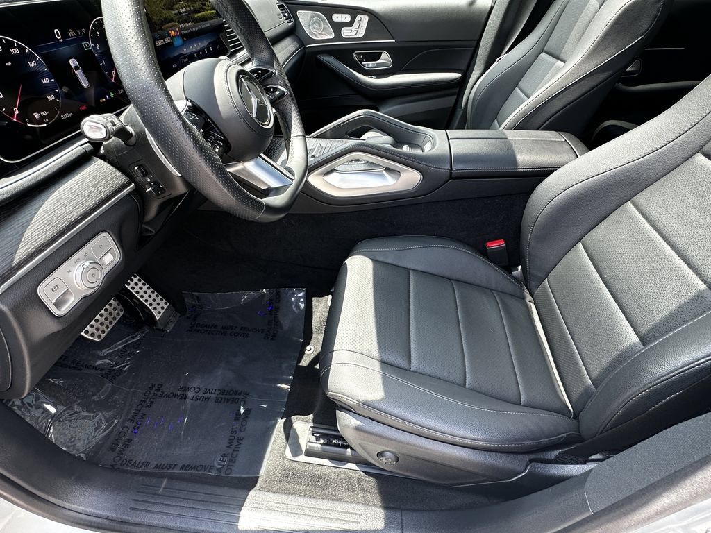 Certified 2025 Mercedes-Benz GLS 450 4MATIC w/ AMG Line Exterior image 10