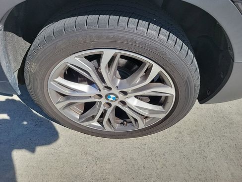 Used 2022 BMW X2 sDrive28i w/ Convenience Package image 9