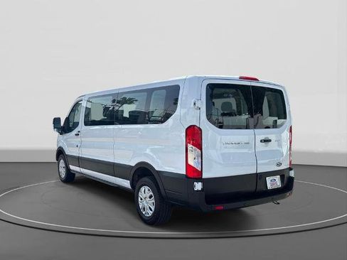 Certified 2022 Ford Transit 350 XLT RWD image 7